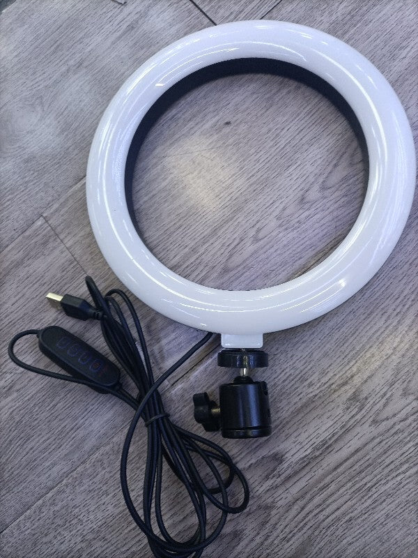 Home Spirations - Beauty Ring Light